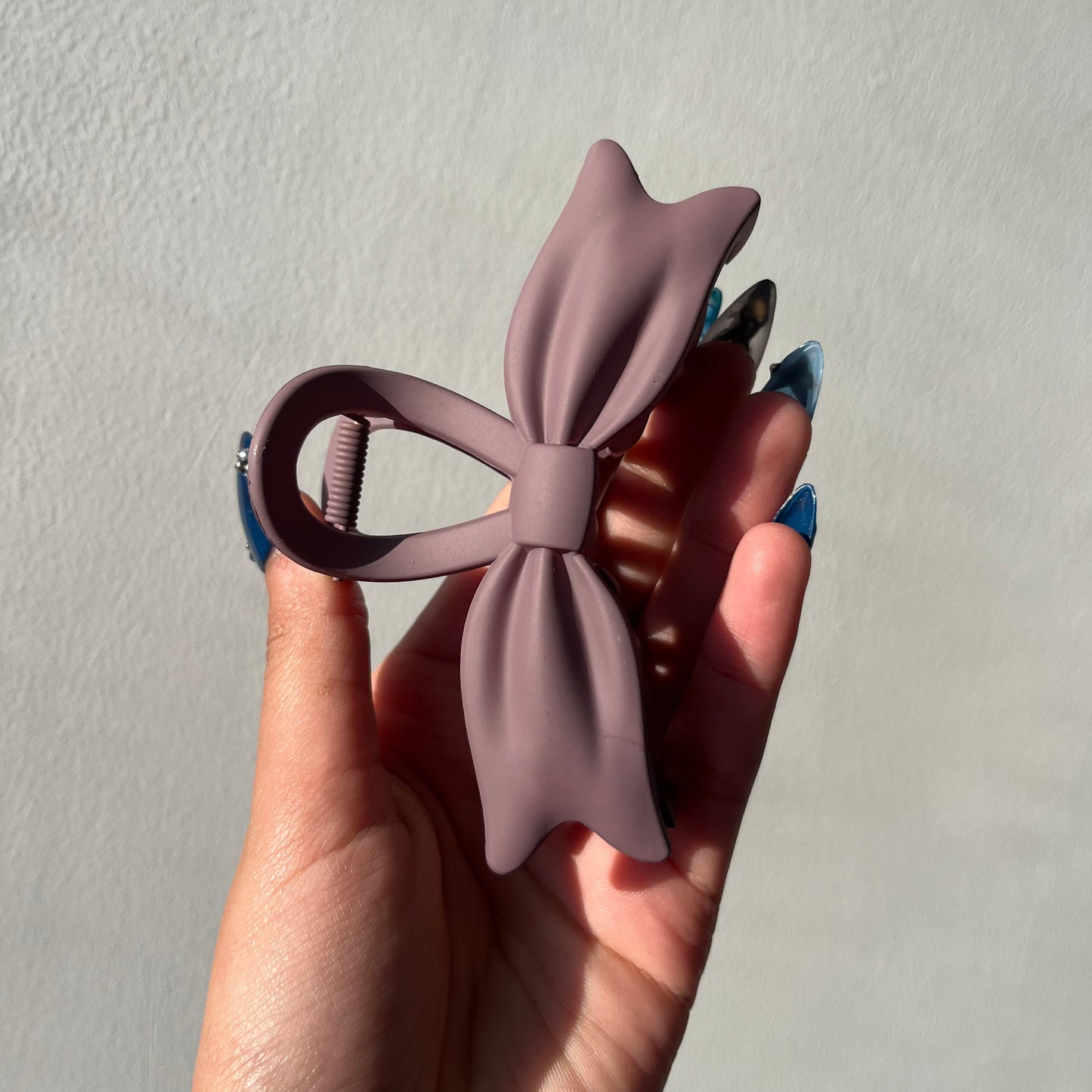 Matte Bow Hair Claw - Lavender